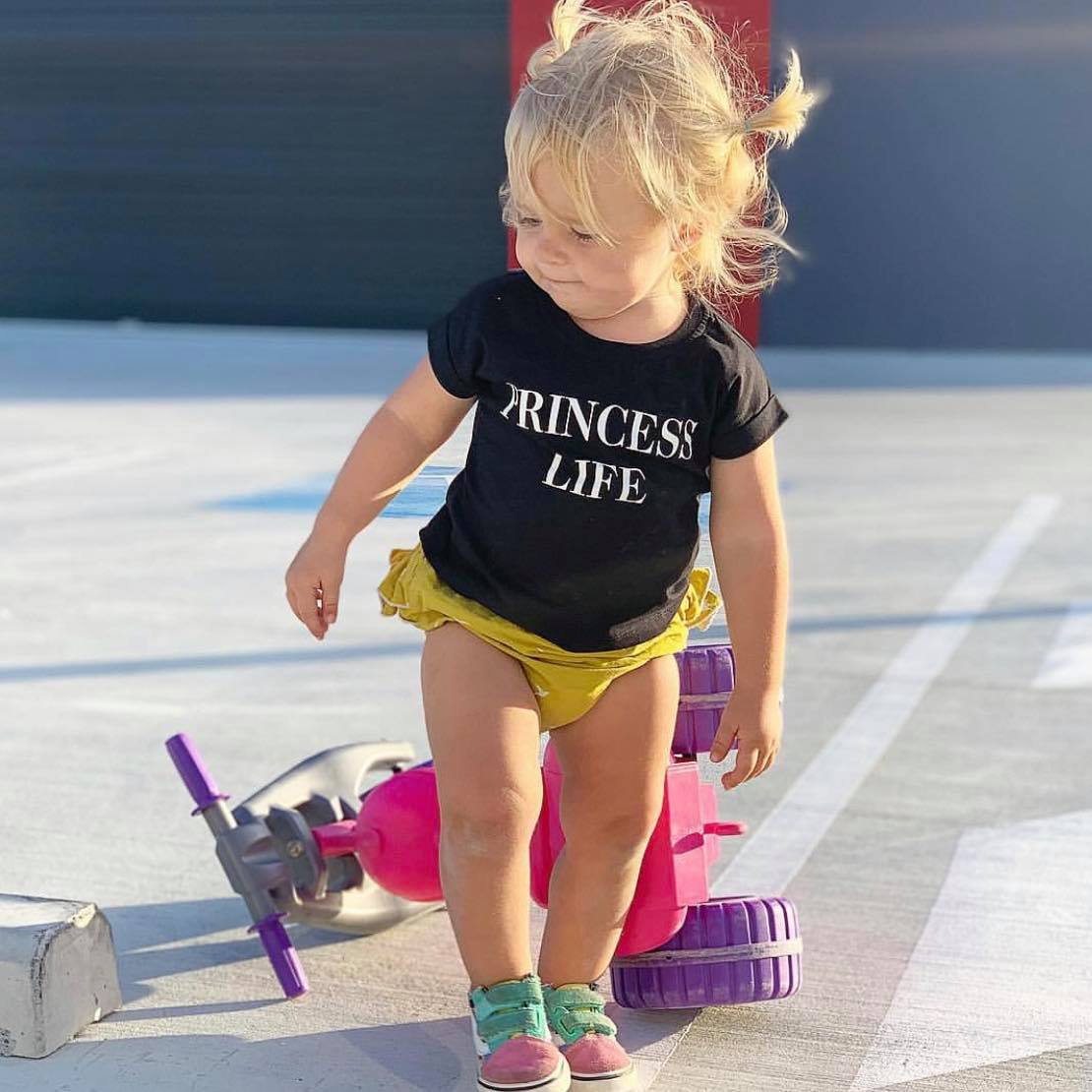 PRINCESS LIFE GIRLS TEE